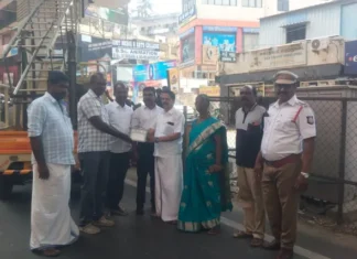 குழித்துறை: மேம்பாலம் கீழ்பகுதியில் மின்விளக்குகள் அமைத்தல்