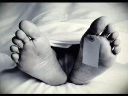 சின்னமுட்டம்: கடற்கரையில் ஆண் சடலம் போலீசார் மீட்டனர்