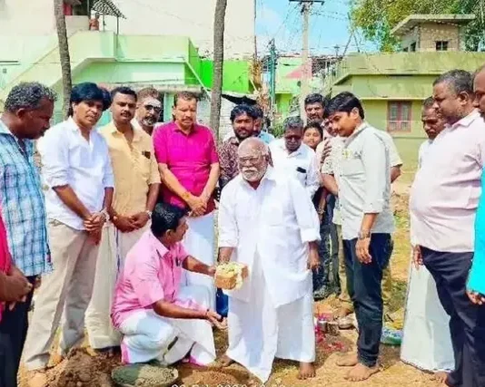 கால்வாய் தடுப்பு சுவர் பணிகளை தொடங்கி வைத்தார் எம். எல். ஏ