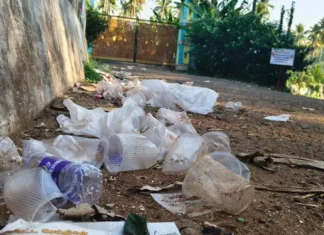 மது பிரியர்களால் சுற்றுச்சூழல் பாதிப்பு – மக்கள் புகார்