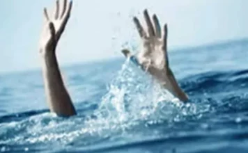 காட்டாத்துறை: குளத்தில் மிதந்த தொழிலாளி சடலம்