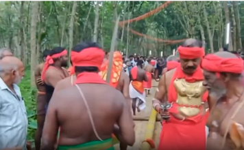 இட்டகவேலி: ஶ்ரீ நீலகேசி அம்மன் கோவிலில் கமுகுமர விழா