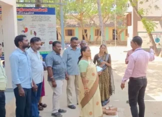 குளச்சல்: வாக்குச்சாவடி மையங்களில் அலுவலர் ஆய்வு