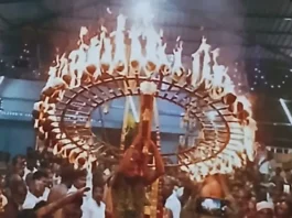 மண்டைக்காடு: கோவிலில் இன்று நள்ளிரவு சக்கர தீவட்டி ஊர்வலம்