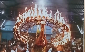 மண்டைக்காடு: கோவிலில் இன்று நள்ளிரவு சக்கர தீவட்டி ஊர்வலம்