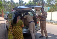 களியக்காவிளை: ரூ 1 லட்சம் பறக்கும் படை பறிமுதல்