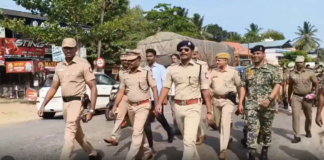 குமரி: மாவட்ட எஸ் பி தலைமையில் கொடி அணிவகுப்பு ஊர்வலம்