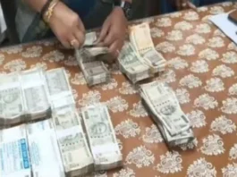 கிள்ளியூர்: பறக்கும் படையிடம் இரவில் சிக்கிய ரூ. 2. 25 லட்சம்