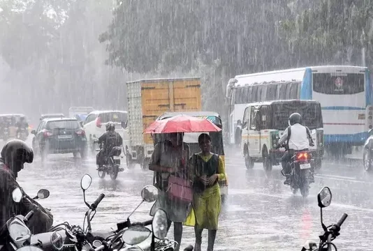 குமரியில்:அடுத்த 3 நாட்களுக்கு இடி, மின்னலுடன் மழை