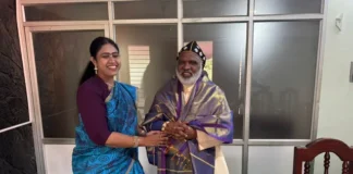 மார்த்தாண்டம்: ஆயரை சந்தித்த பா. ஜ வேட்பாளர் விஜயதரணி