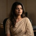 பாலியல் தொல்லை கொடுத்த இசையமைப்பாளர்: பிரபல பின்னணிப் பாடகி பரபரப்பு புகார்