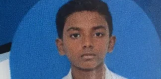 குளச்சல்: கடலில் ஒரு சிறுவன் மாயம்; 2 சிறுவர்கள் மீட்பு