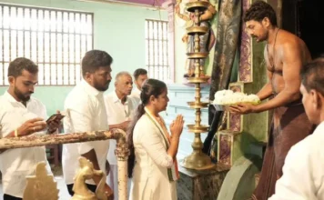 மண்டைக்காடு: கோவிலில் தங்கும் விடுதி காங். வேட்பாளர் உறுதி