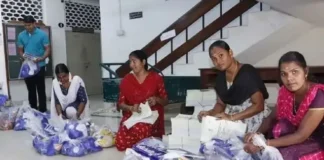 குமரி ஆட்சியர் அலுவலகம் வந்த தேர்தல் பொருட்கள்