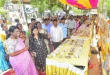 குமரியில்: நூதன முறையில் வாக்குப்பதிவு விழிப்புணர்வு