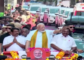 நாகர்கோவிலில் பிரதமர் மோடியின் ரோடு ஷோ தொடங்கியது