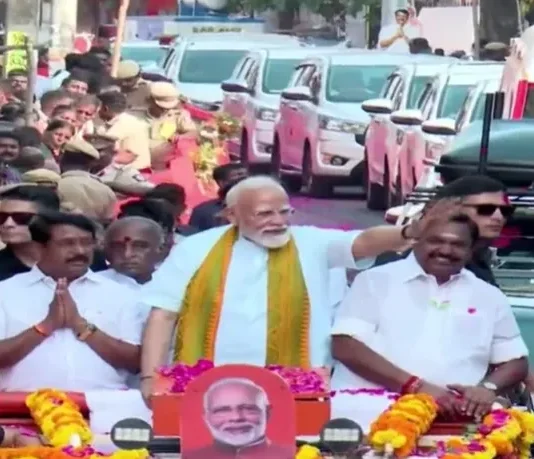 நாகர்கோவிலில் பிரதமர் மோடியின் ரோடு ஷோ தொடங்கியது