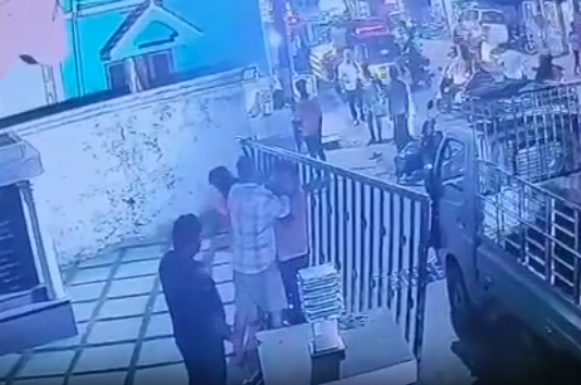 நாகர்கோவில்: திமுக அலுவலகம் கேட் உடைப்பால் பரபரப்பு