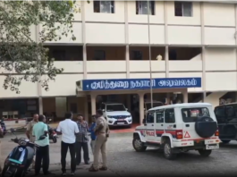 குழித்துறை: நகராட்சி உறுப்பினர்கள் உள்ளிருப்பு போராட்டம்
