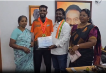 குமரியில்: மாற்று திறனாளி வாலிபருக்கு எம் பி பாராட்டு