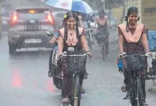 கன்னியாகுமரியில் கனமழை எச்சரிக்கை: பள்ளிகளுக்கு விடுமுறை?