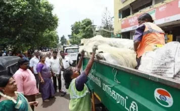 நாகர்கோவில்: குப்பை லாரிகளை மாநகராட்சி மேயர் ஆய்வு