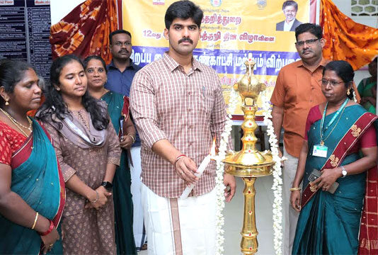 ஆடை உற்பத்தியில் புதுமையைப் புகுத்த வேண்டும் : நெசவாளர்களுக்கு ஆட்சியர் பிரதாப் வேண்டுகோள்