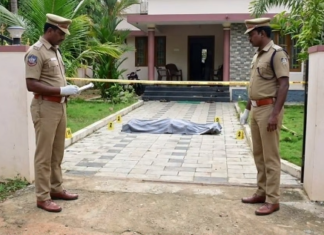 தக்கலை அருகே வீட்டின் முன் தொழிலதிபர் மர்ம மரணம் – போலீசார் விசாரணை