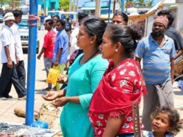 கன்னியாகுமரியில் சாலையோர வியாபாரிகளுக்கு மாற்று இடம்