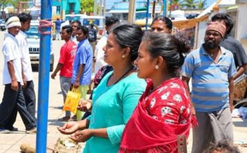 கன்னியாகுமரியில் சாலையோர வியாபாரிகளுக்கு மாற்று இடம்
