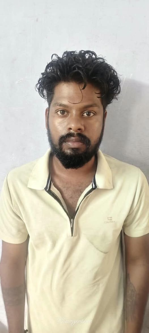 நாகர்கோவிலில் இளம் பெண்களிடம் அத்துமீறல் புகார்: ஜெபீஸ் கைது; ரூ.60 லட்சம் மதிப்பிலான நகை, பணம் பறிமுதல் | Kumari News நாகர்கோவிலில் இளம் பெண்களிடம் நகை மற்றும் பணம் பறித்து பாலியல் சீண்டலில் ஈடுபட்டதாகக் கூறப்படும் வழக்கில் ஜெபீஸ் கைது