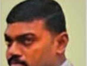 கருங்கல் அருகே திருமணம் செய்வதாக கூறி திருமணமான பெண்ணிடம் உல்லாசம் : ஏட்டு மீது வழக்கு கருங்கல் அருகே திருமணம் செய்வதாகக் கூறி ஏமாற்றி மிரட்டியதாகப் பெண் அளித்த புகாரில், போலீஸ் ஏட்டு சாம்சன் மீது வழக்குப் பதிவு செய்யப்பட்டு விசாரணை நடைபெற்று வருகிறது.