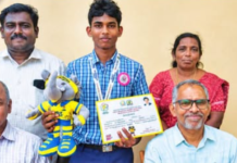 முதல்வர் கோப்பை கேரம் போட்டியில் தமிழ்நாடு அளவில் குளச்சல் பள்ளி மாணவருக்கு 2-ம் பரிசு! திருச்சியில் நடைபெற்ற முதல்வர் கோப்பை மாநில அளவிலான கேரம் போட்டியில் இரண்டாம் பரிசு பெற்ற குளச்சல் வி.கே.பி. மேல்நிலைப் பள்ளி மாணவர் வைஷால்.